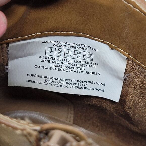 AEO Womens Tan Distressed Vegan Faux Leather Ankle Boots Booties Sz 7 Western - Picture 3 of 13